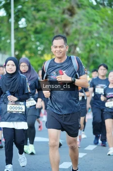 Runner Photo 1608481