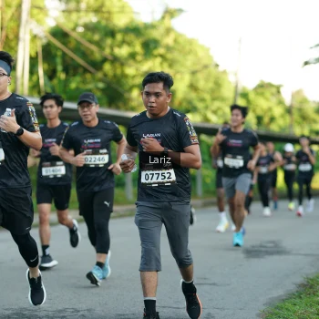 Runner Photo 1608486