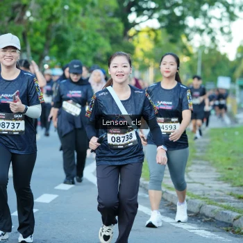 Runner Photo 1608510