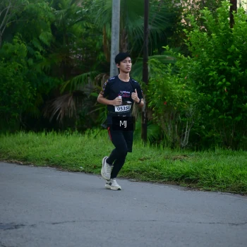Runner Photo 1608547