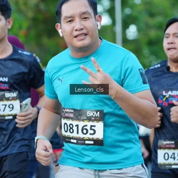 Runner Photo 1608774