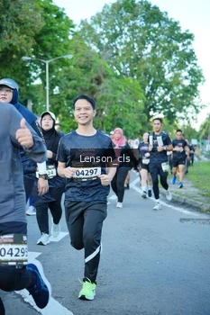 Runner Photo 1608807