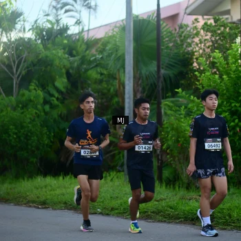 Runner Photo 1608858