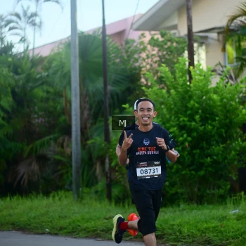Runner Photo 1608916