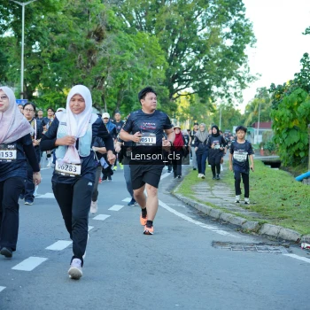 Runner Photo 1608931