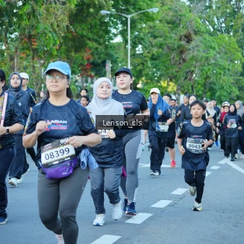 Runner Photo 1608950
