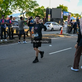 Runner Photo 1609040