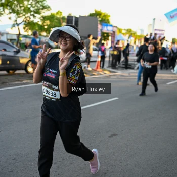 Runner Photo 1609098