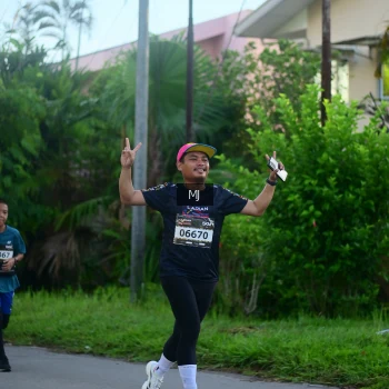 Runner Photo 1609122