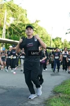 Runner Photo 1609124