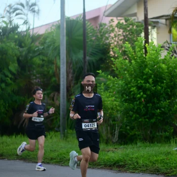 Runner Photo 1609148