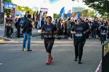 Runner Photo 1609192