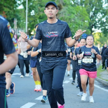 Runner Photo 1609209