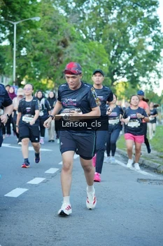 Runner Photo 1609217