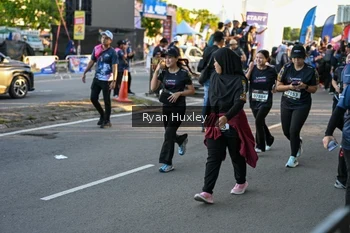 Runner Photo 1609312