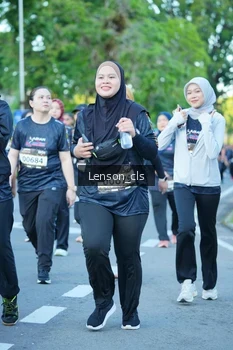 Runner Photo 1609313