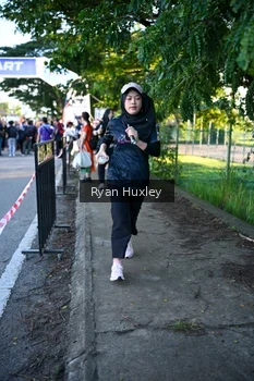Runner Photo 1609350