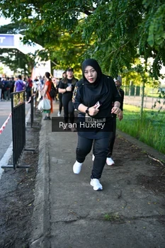 Runner Photo 1609390