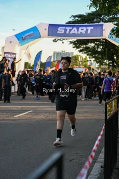 Runner Photo 1609424