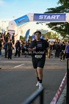 Runner Photo 1609430