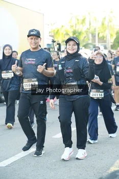 Runner Photo 1609463