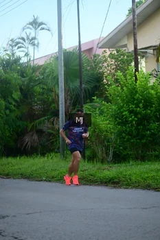 Runner Photo 1609465