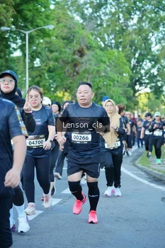 Runner Photo 1609567