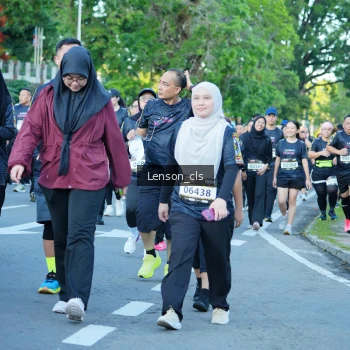 Runner Photo 1609572