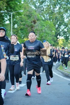 Runner Photo 1609581