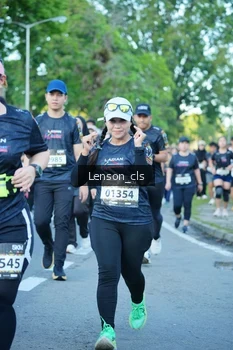 Runner Photo 1609644