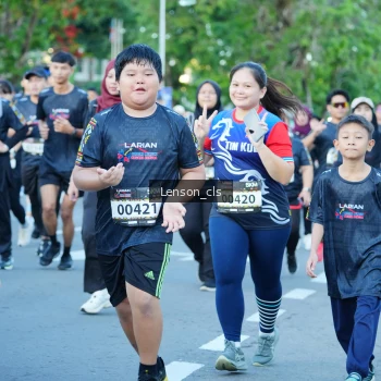 Runner Photo 1609718