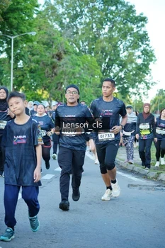 Runner Photo 1609726