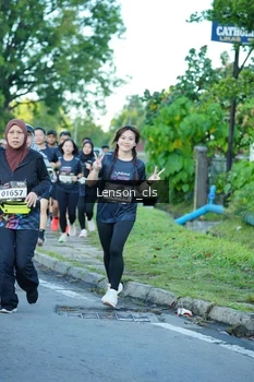 Runner Photo 1609771