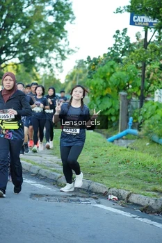Runner Photo 1609787