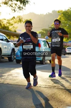 Runner Photo 1609790