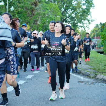 Runner Photo 1609823