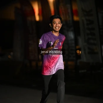 Runner Photo 1609948