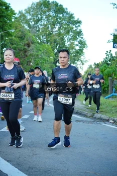 Runner Photo 1609962