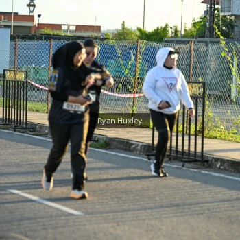 Runner Photo 1610000
