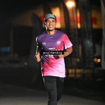 Runner Photo 1610060