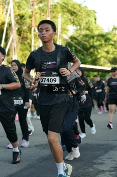 Runner Photo 1610078