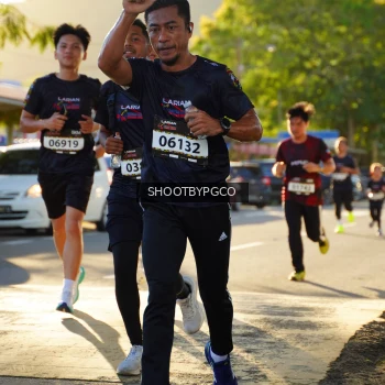 Runner Photo 1610174