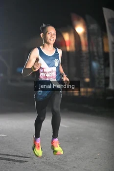 Runner Photo 1610296