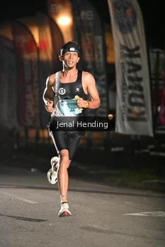 Runner Photo 1610299