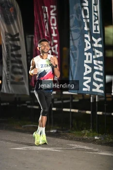Runner Photo 1610338
