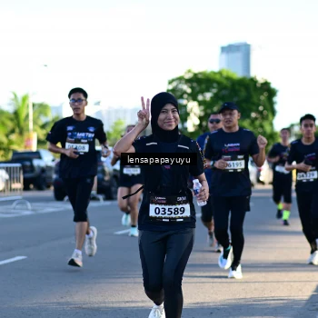 Runner Photo 1610359