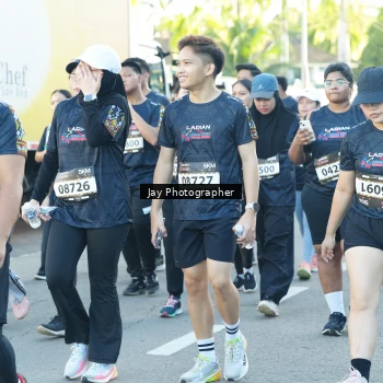 Runner Photo 1610364