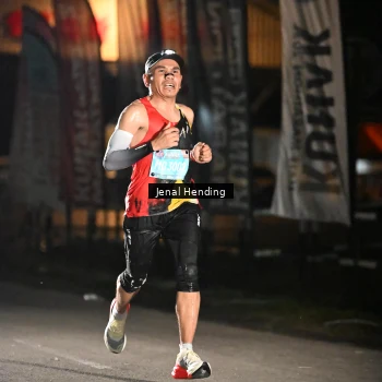 Runner Photo 1610408