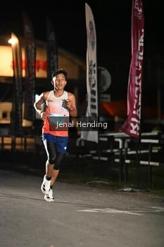 Runner Photo 1610627