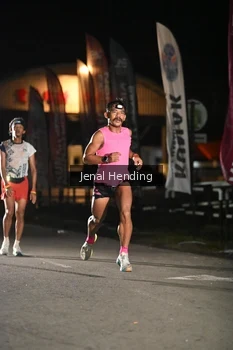 Runner Photo 1610671